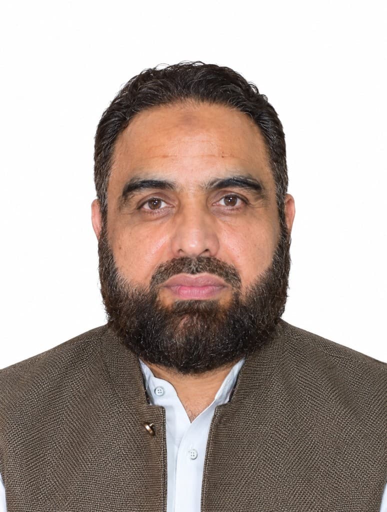 Haji Muhammad Farooq Dhillon, CEO of Bashir Sons